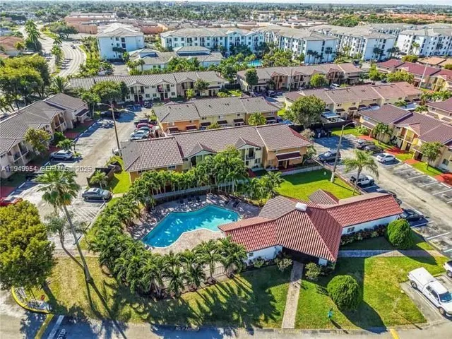 $2,700 | 8255 Northwest 6th Terrace, Unit 228, Miami, FL 33126