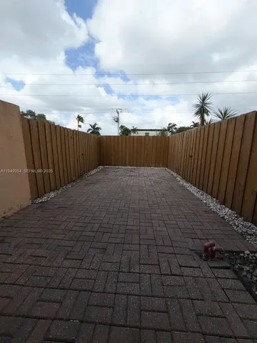 $2,700 | 8255 Northwest 6th Terrace, Unit 228, Miami, FL 33126