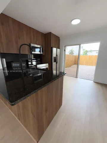 $2,700 | 8255 Northwest 6th Terrace, Unit 228, Miami, FL 33126