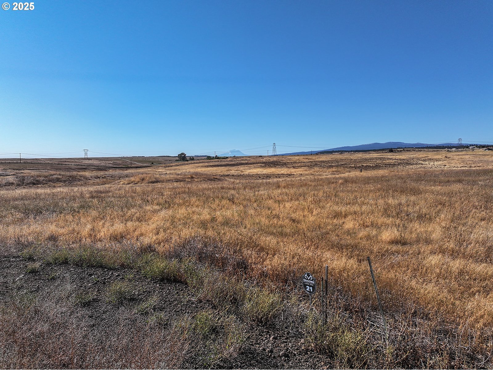 Fenton Lane Goldendale, WA 98620 - Photo 14 of 15 a view of an ocean beach