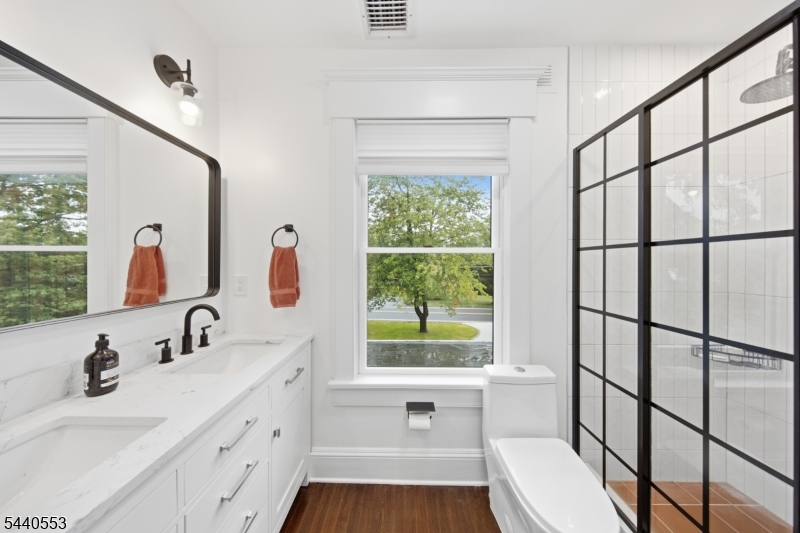 539 South Beverwyck Road Parsippany, NJ 07054 - Photo 22 of 48