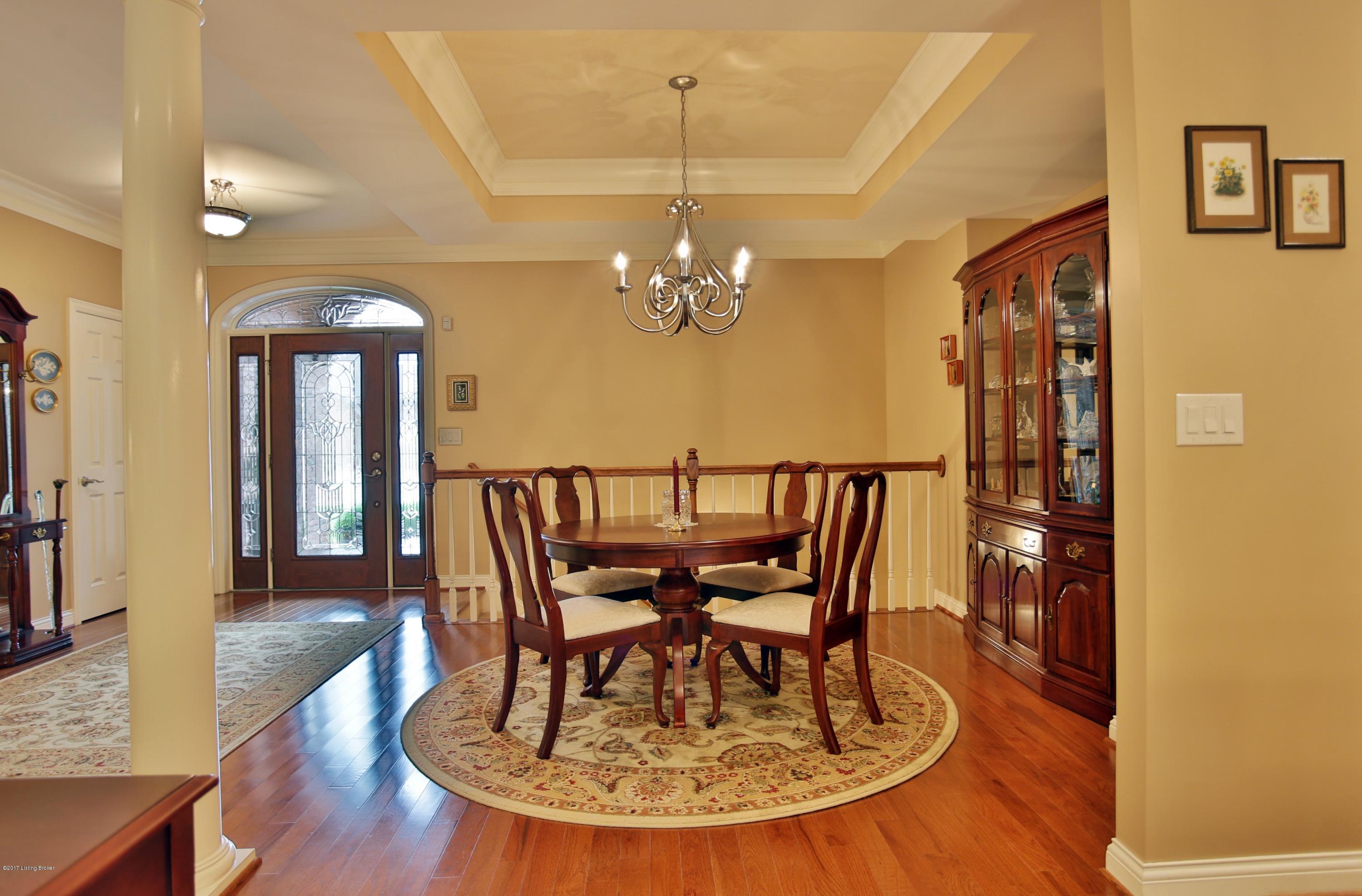 10612 Riva Road Louisville, KY 40223 - Photo 3 of 30 Dining area