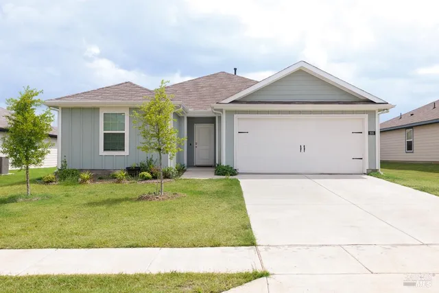 front view of house with a yard