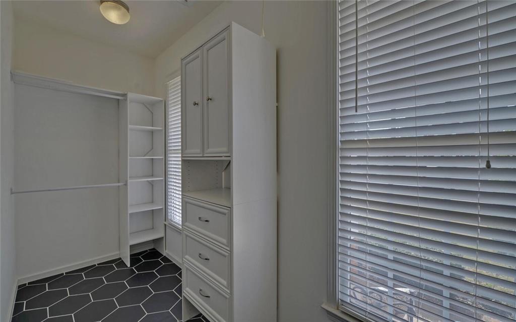 4286 Cami Way Northeast Buford, GA 30519 - Photo 23 of 39 a view of walk in closet