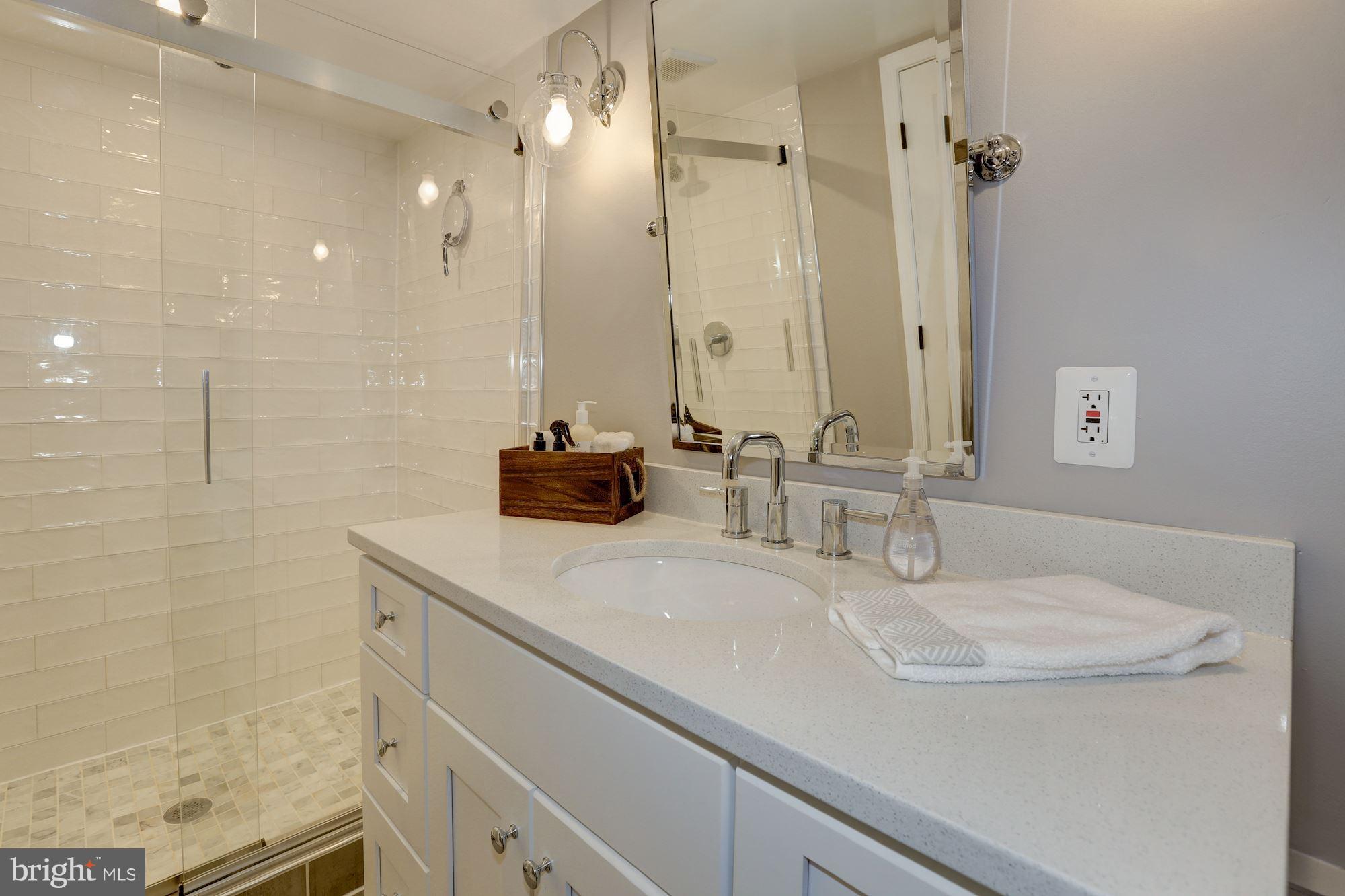 4707 Saul Road Kensington, MD 20895 - Photo 22 of 26 Bath