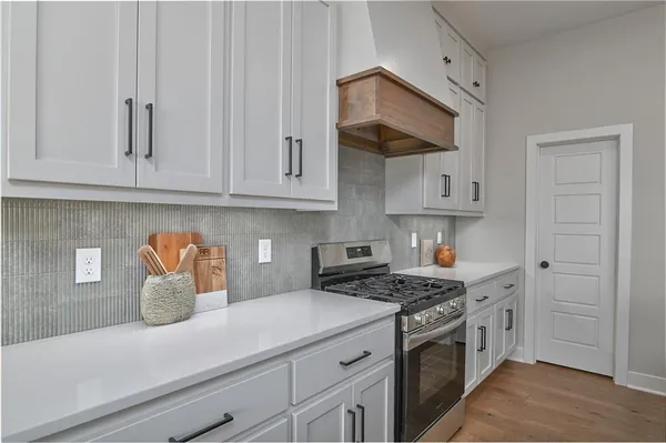 $831,775 | 24621 West 60th Street, Shawnee, KS 66226