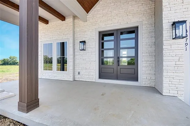 $831,775 | 24621 West 60th Street, Shawnee, KS 66226