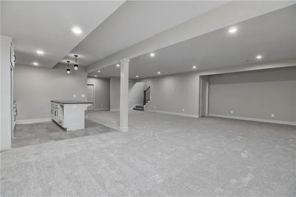 $831,775 | 24621 West 60th Street, Shawnee, KS 66226