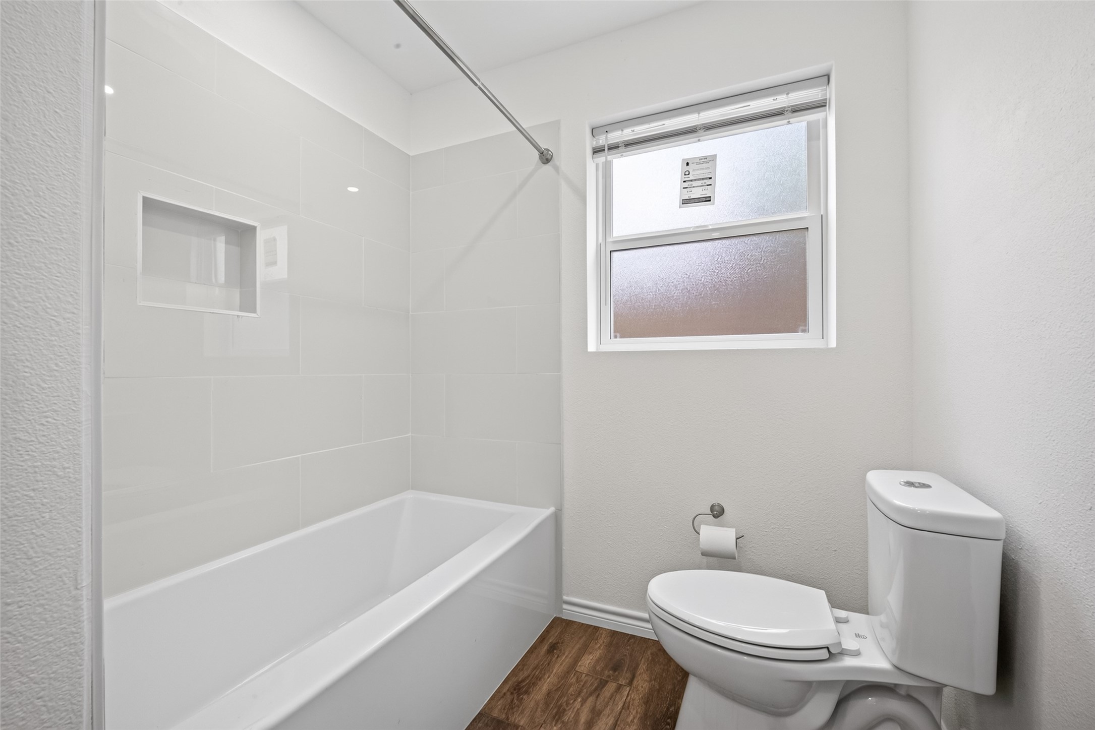 3530 Rosedale Street Houston, TX 77004 - Photo 36 of 50 Luxurious secondary primary bath with elegant fixtures and a soothing ambiance.