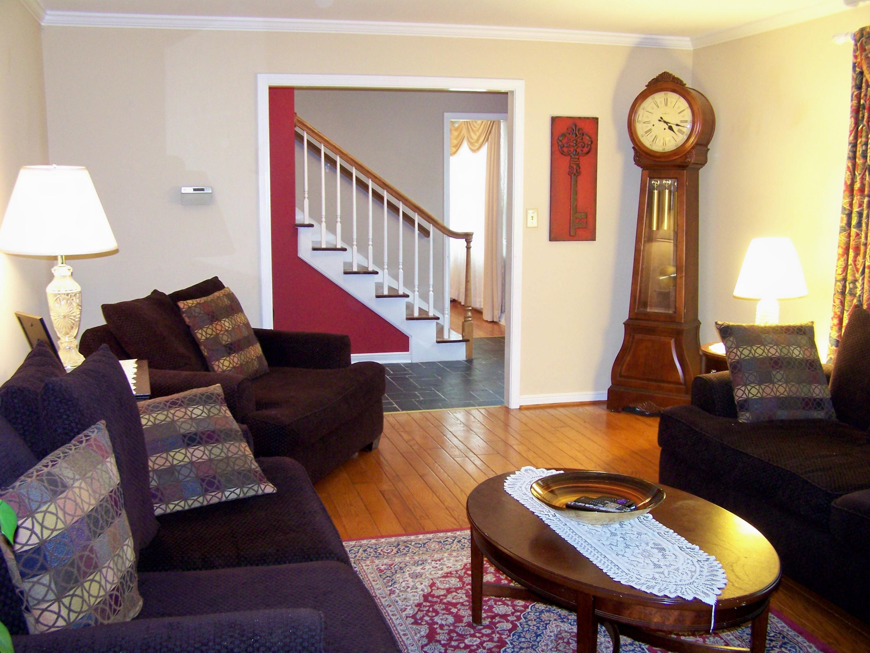 3260 Longhorn Road Roanoke, VA 24018 - Photo 10 of 41 A View toward the Foyer