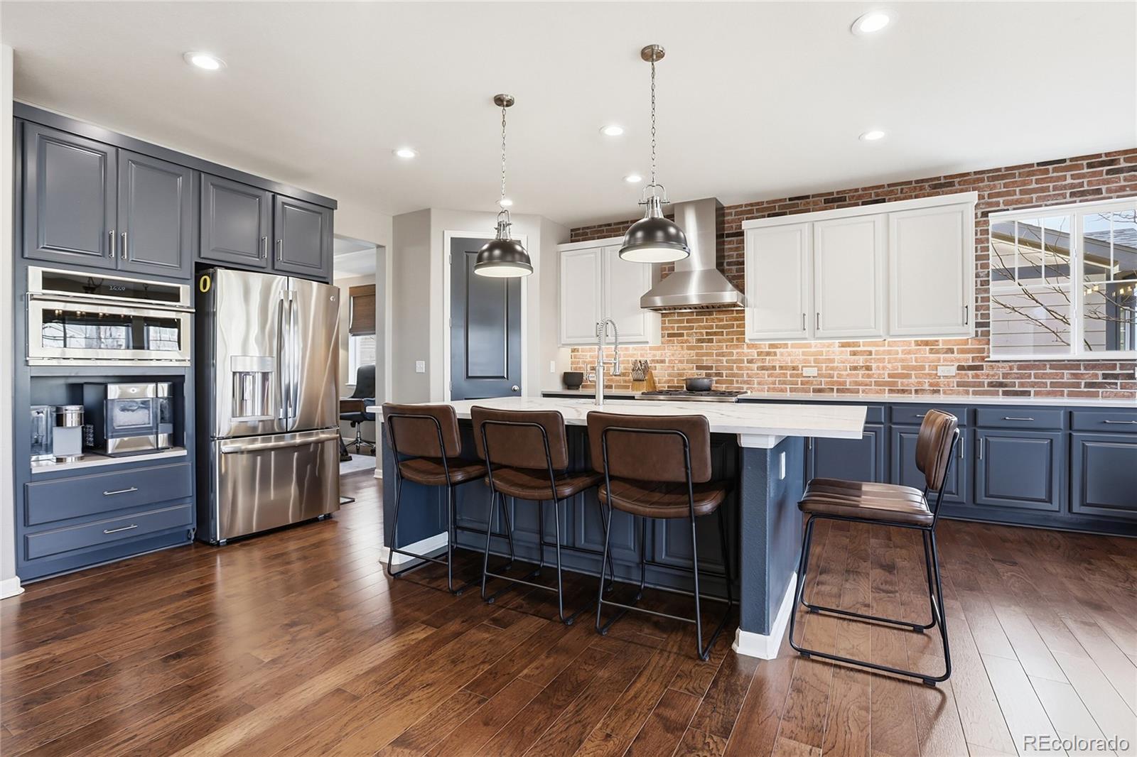 4920 South Rome Way Aurora, CO 80015 - Photo 8 of 42