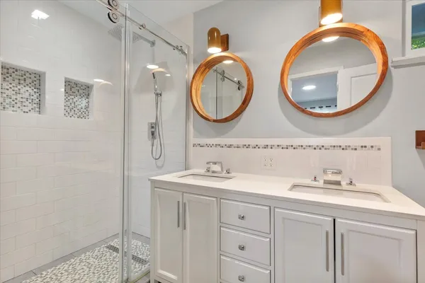 $4,100 | 5313 Harvest Lane, Austin, TX 78745