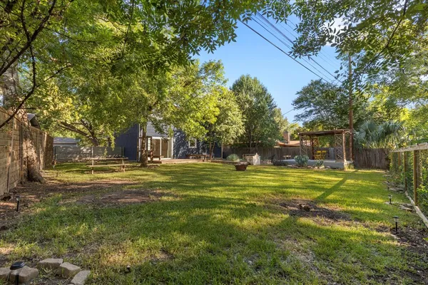 $4,100 | 5313 Harvest Lane, Austin, TX 78745
