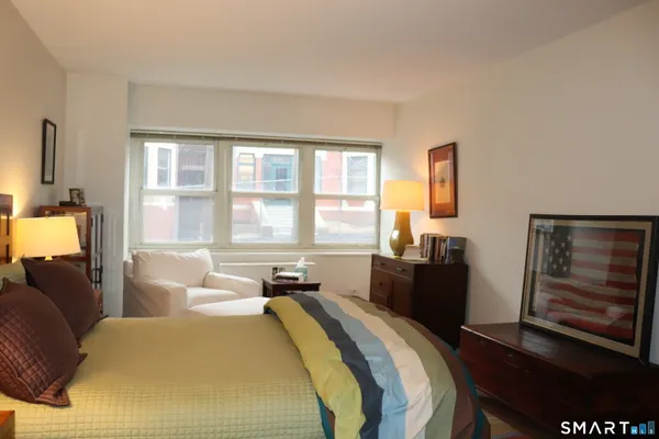 $109,000 | 31 Woodland Street, Unit 1J, Hartford, CT 06111