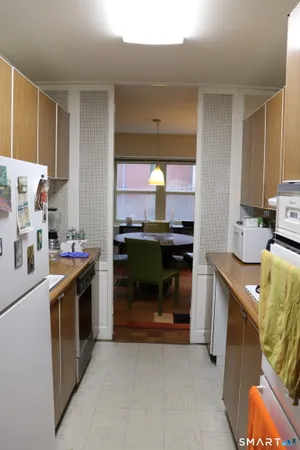$109,000 | 31 Woodland Street, Unit 1J, Hartford, CT 06111