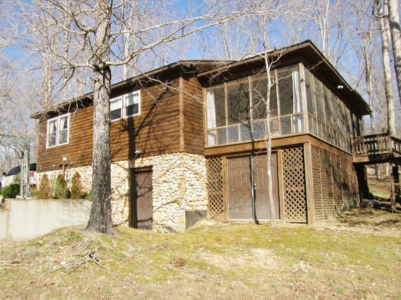 230 Lawson Road Hohenwald, TN 38462 - Photo 5 of 30 Gallery Image 5