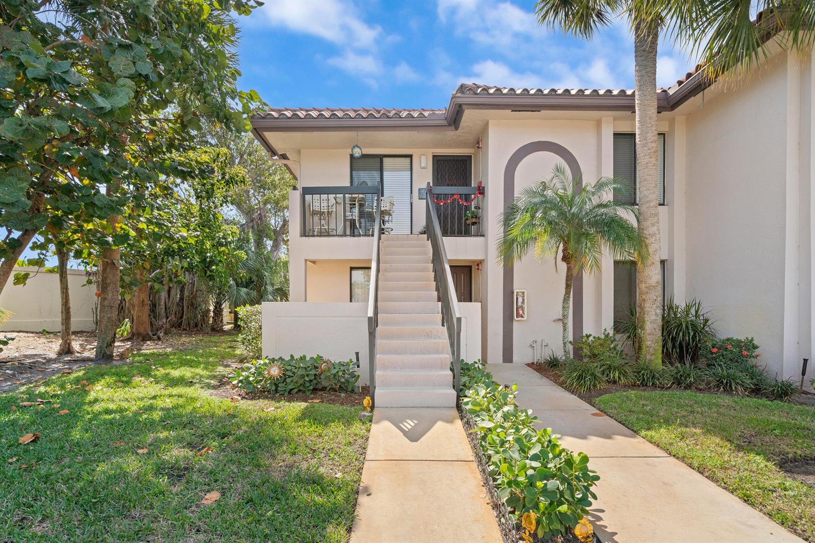 300 East Club Circle, Unit 110 Boca Raton, FL 33487 - Photo 1 of 18 Gallery Image 1