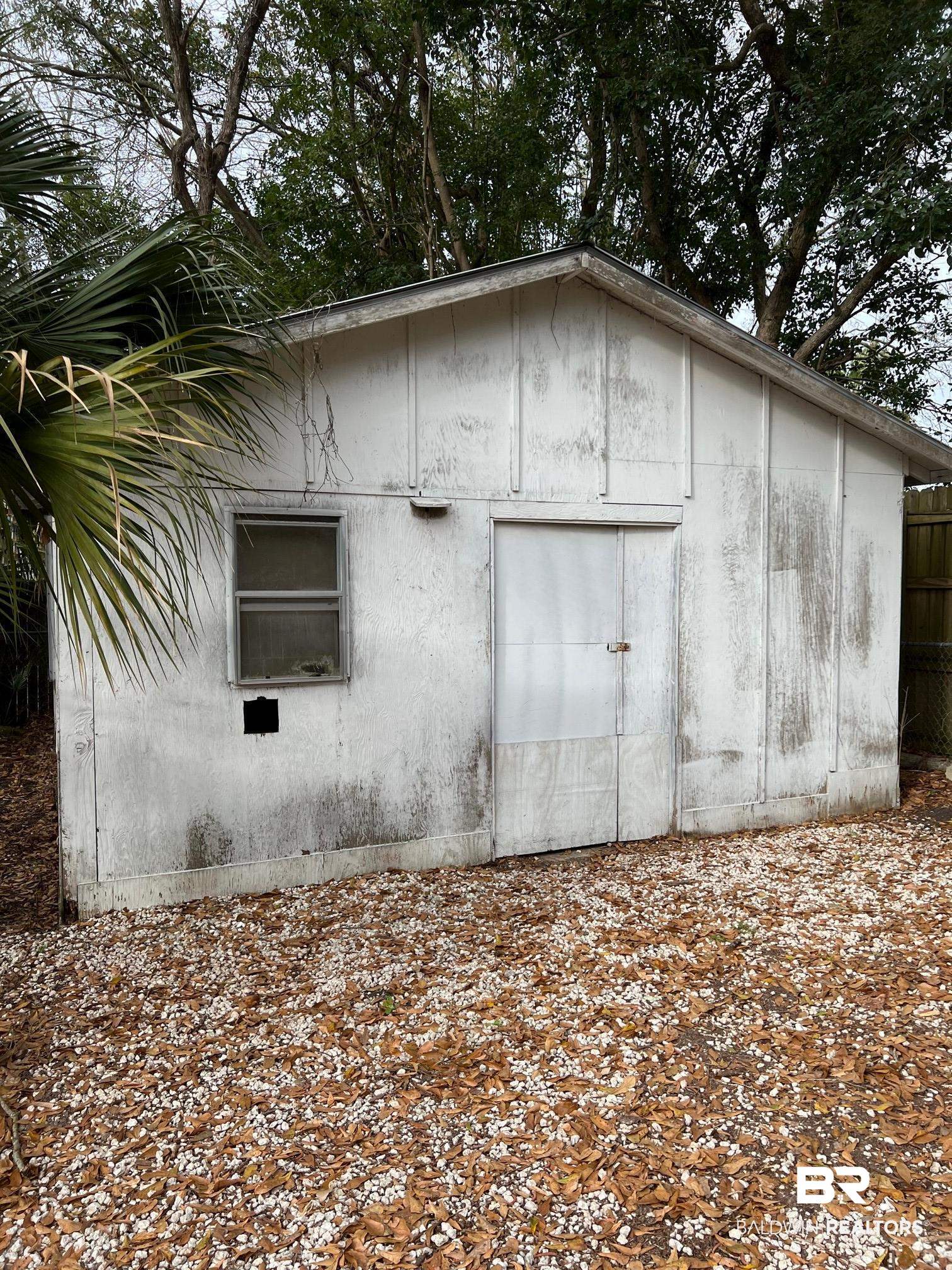 27 Lee Street Mobile, AL 36604 - Photo 3 of 15