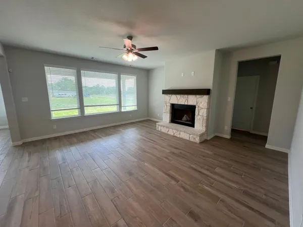 $476,900 | 2627 Witness Tree Road, Terrell, TX 75161