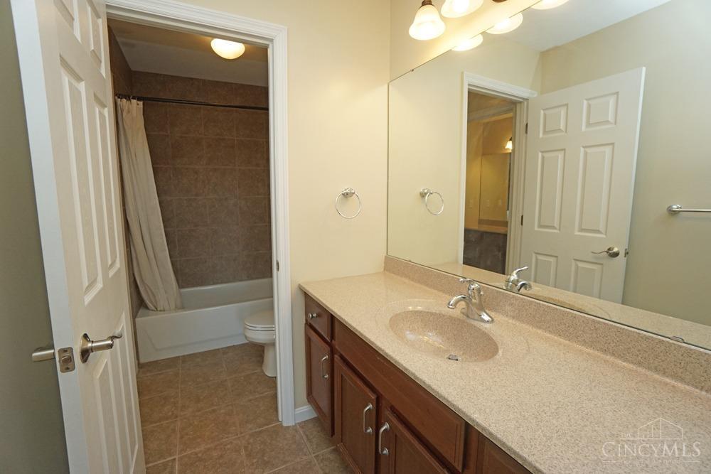 3918 The Ridings Mason, OH 45040 - Photo 34 of 46