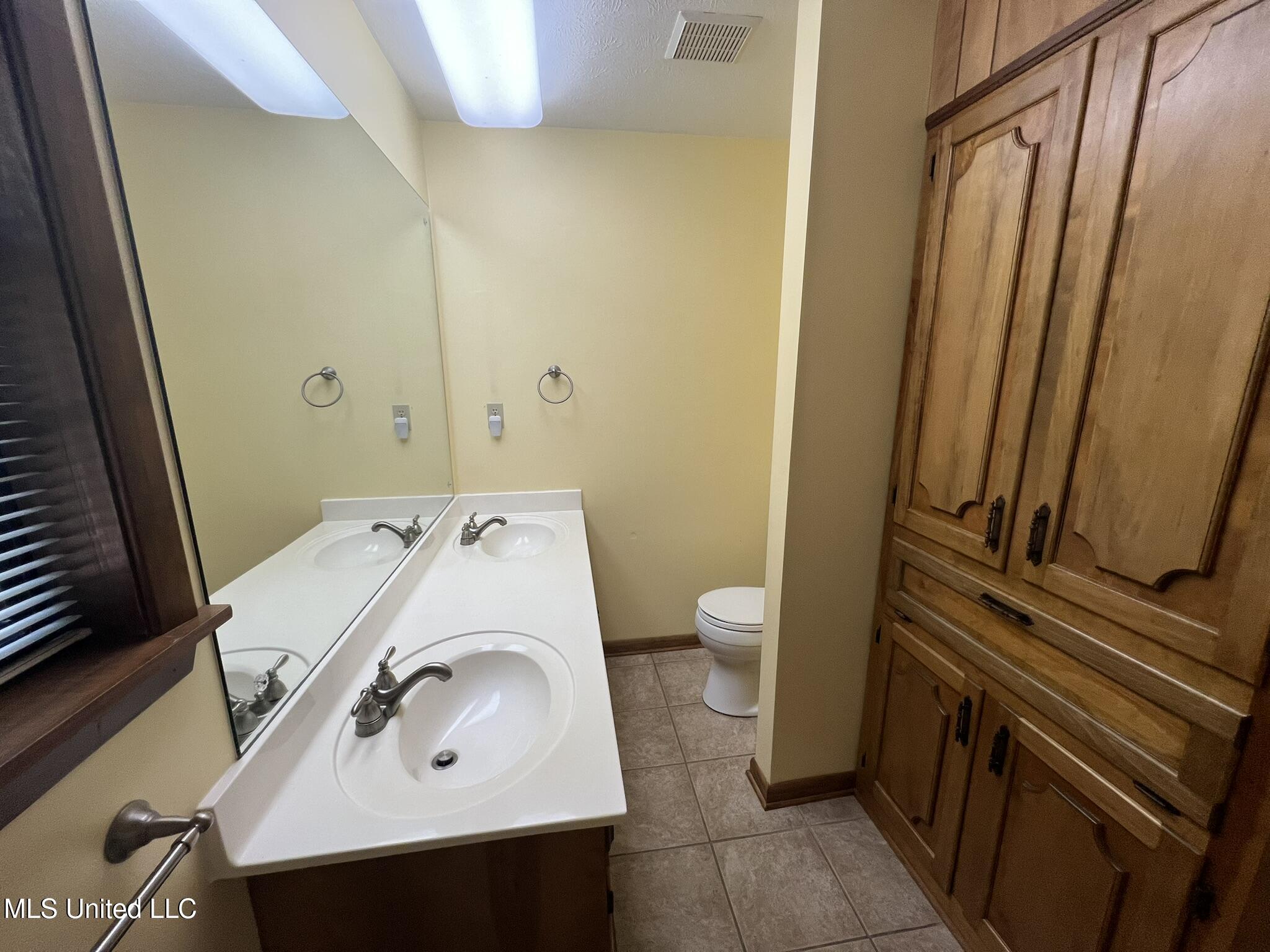 1462 Bridgers Drive Raymond, MS 39154 - Photo 24 of 37 MBath