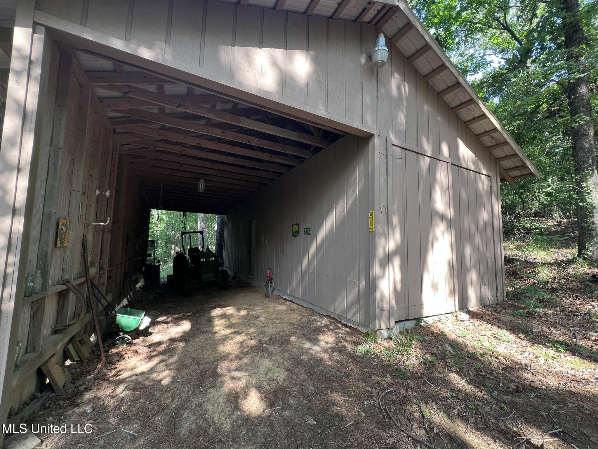 1462 Bridgers Drive Raymond, MS 39154 - Photo 36 of 37 Shop 2