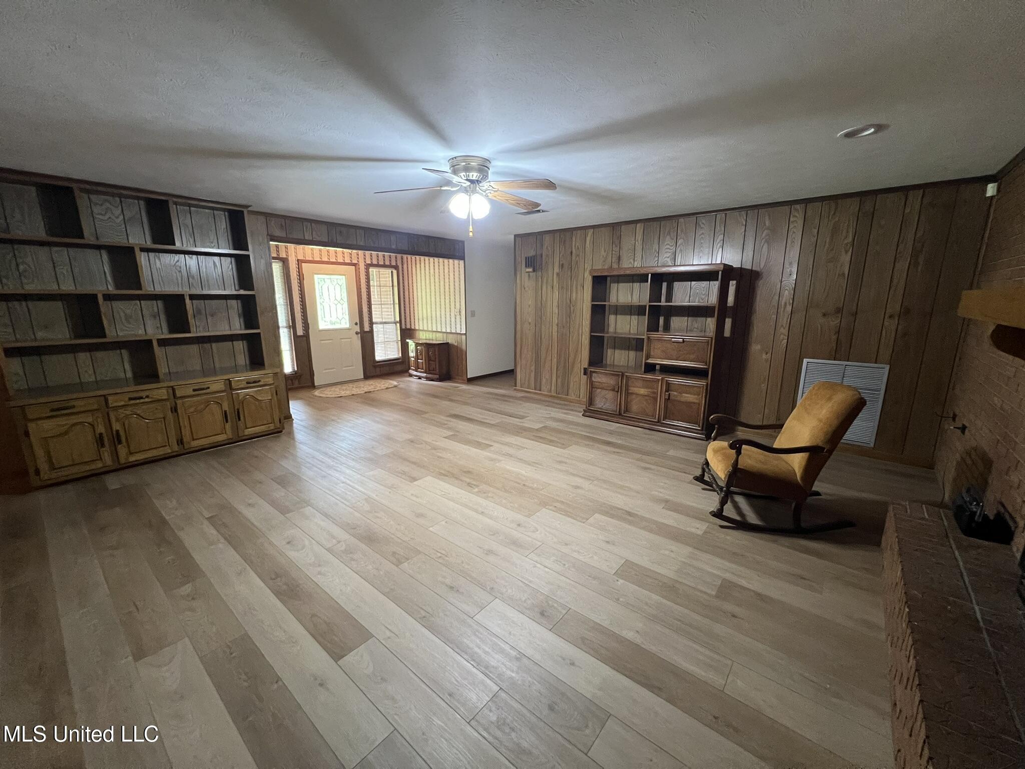 1462 Bridgers Drive Raymond, MS 39154 - Photo 8 of 37 Den 2