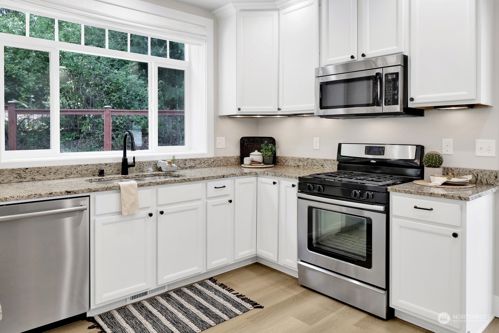 3682 Haggin Road Bellingham, WA 98226 - Photo 15 of 40 Gallery Image 15