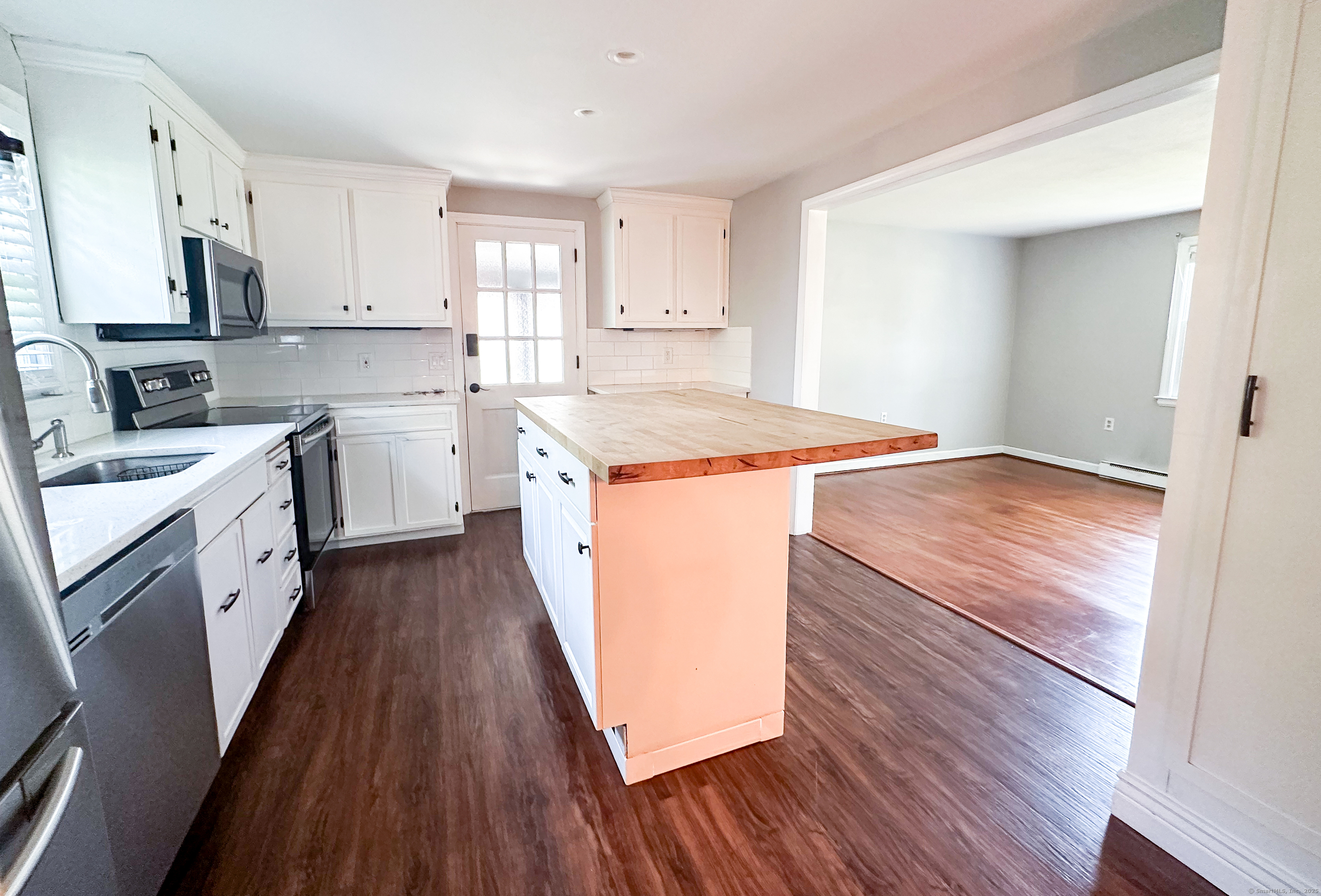 176 Wolcott Hill Road Wethersfield, CT 06109 - Photo 4 of 14