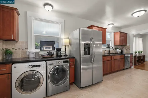 $849,000 | 4426 Park Boulevard, Oakland, CA 94602