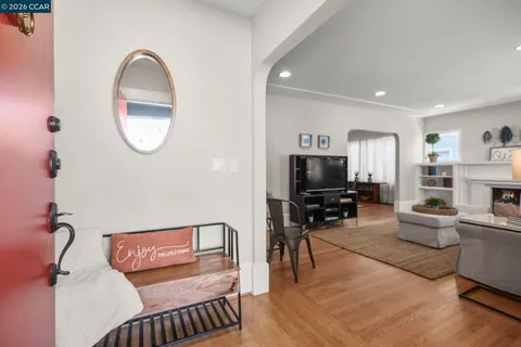 $849,000 | 4426 Park Boulevard, Oakland, CA 94602