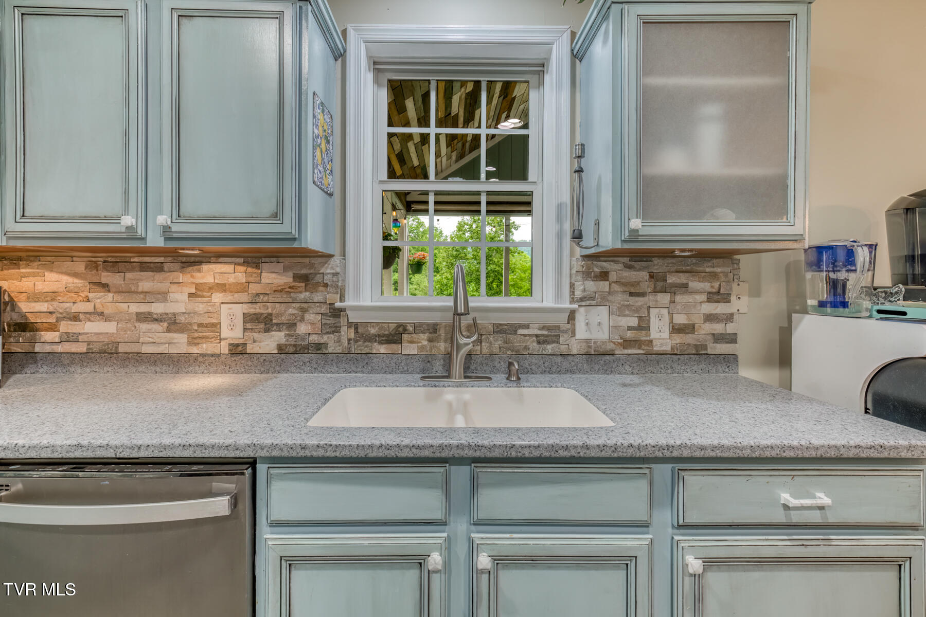 4100 Cooks Landing Road Kingsport, TN 37664 - Photo 22 of 76 4100 Cooks Landing Rd-21