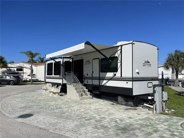 $220,000 | 769 Nettles Boulevard, Jensen Beach, FL 34957