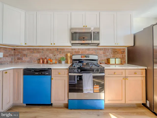 $239,000 | 520 Rively Avenue, Glenolden, PA 19036