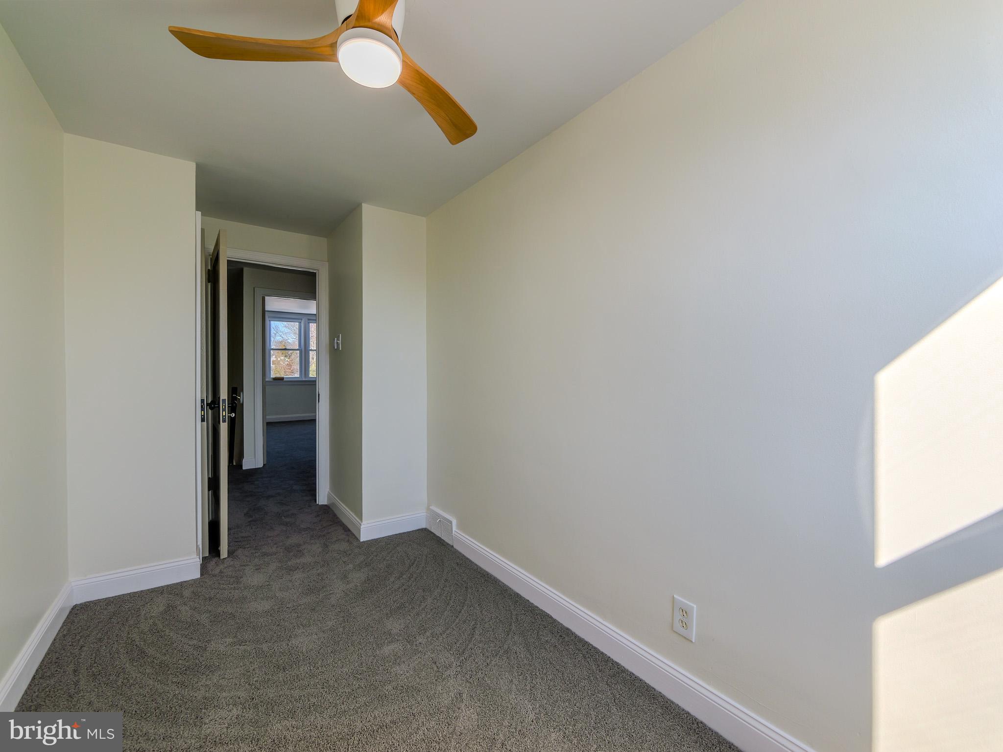 520 Rively Avenue Glenolden, PA 19036 - Photo 25 of 39