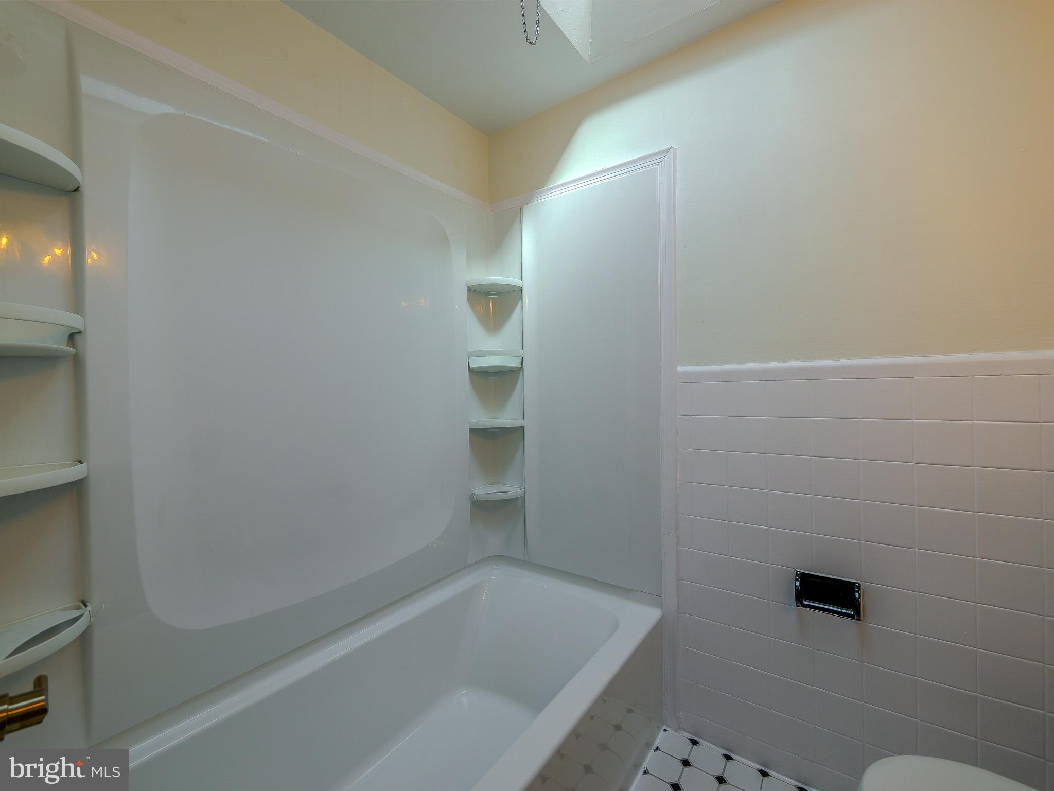 520 Rively Avenue Glenolden, PA 19036 - Photo 28 of 39