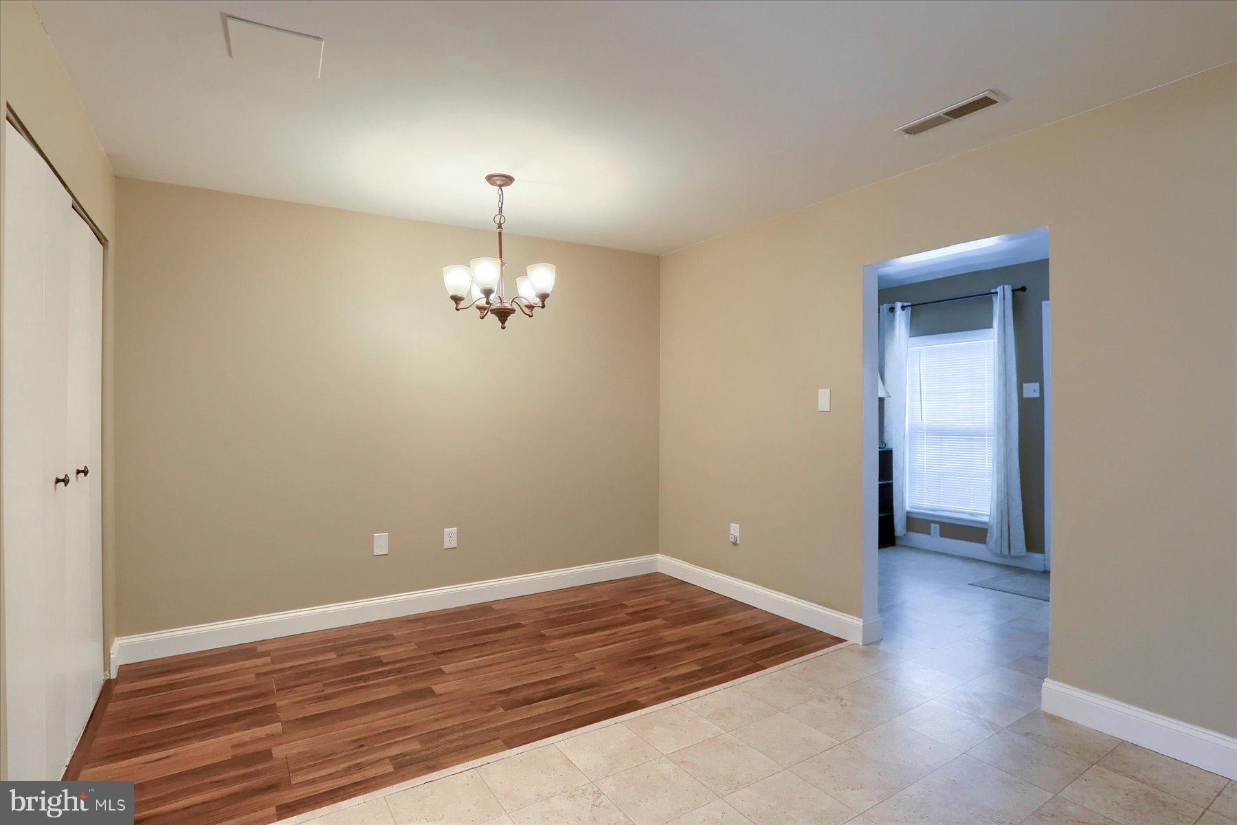 656 Lopax Road Harrisburg, PA 17112 - Photo 11 of 27