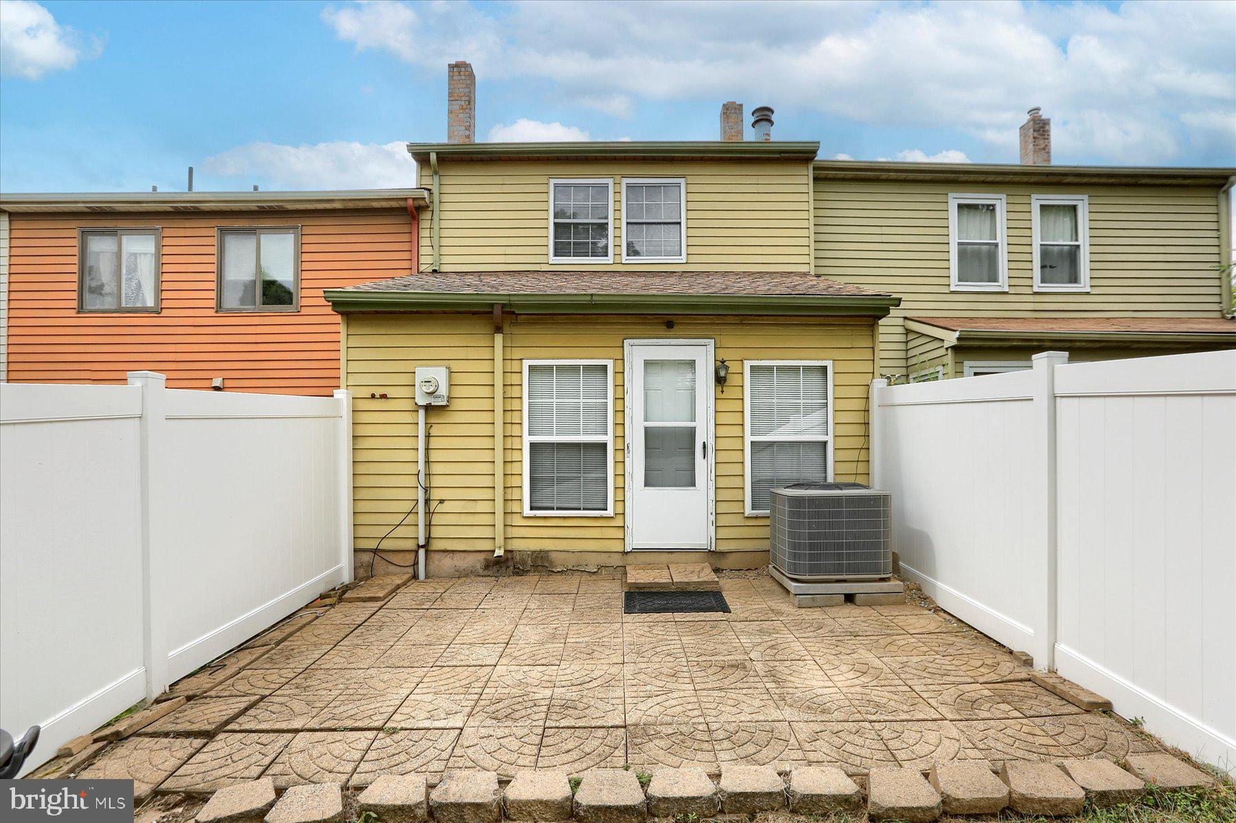 656 Lopax Road Harrisburg, PA 17112 - Photo 14 of 27