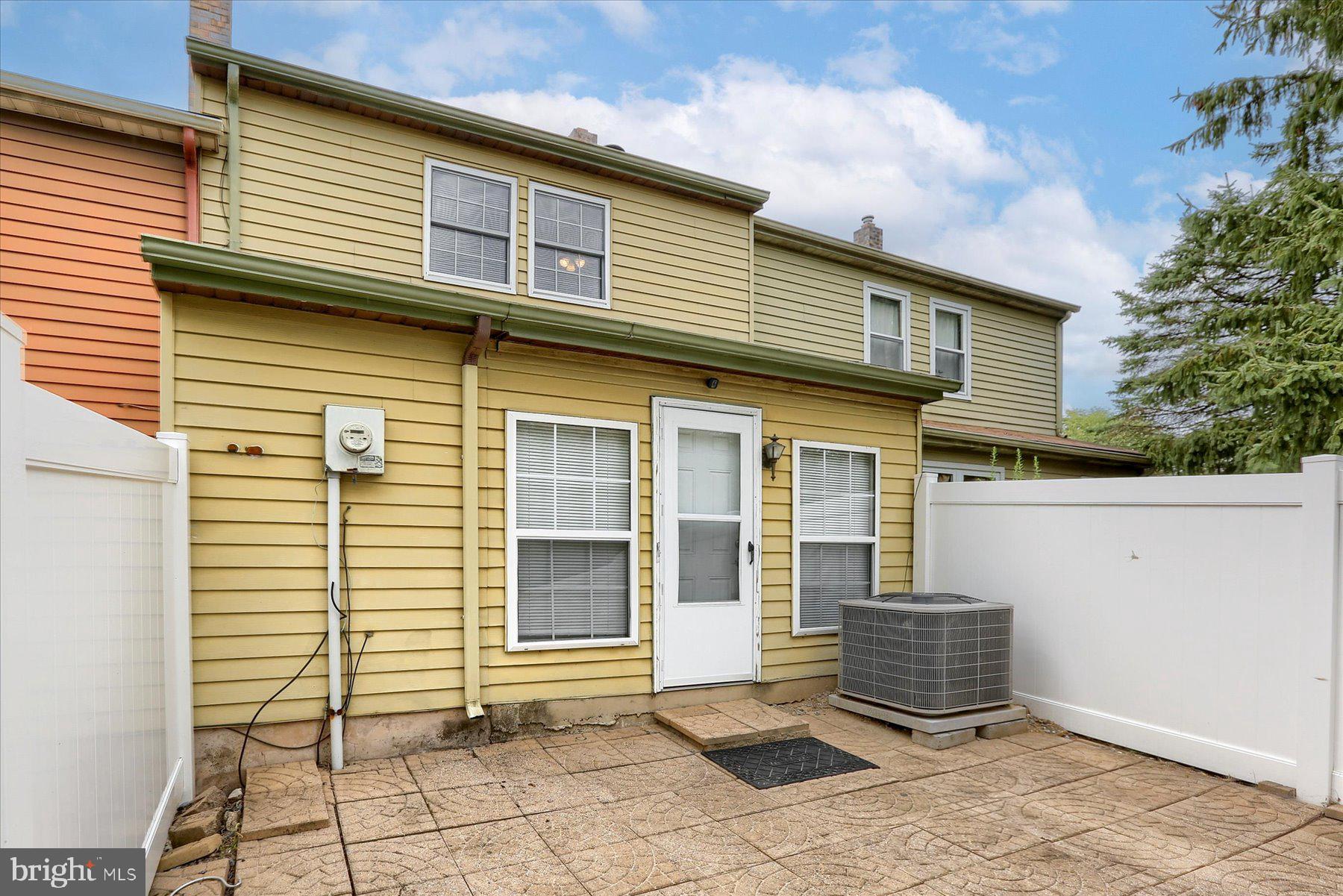 656 Lopax Road Harrisburg, PA 17112 - Photo 16 of 27