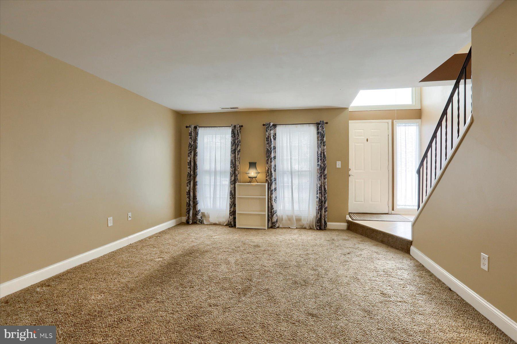 656 Lopax Road Harrisburg, PA 17112 - Photo 5 of 27