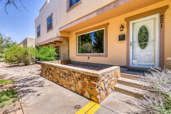 $239,000 | 221 Montebello Drive, El Paso, TX 79912