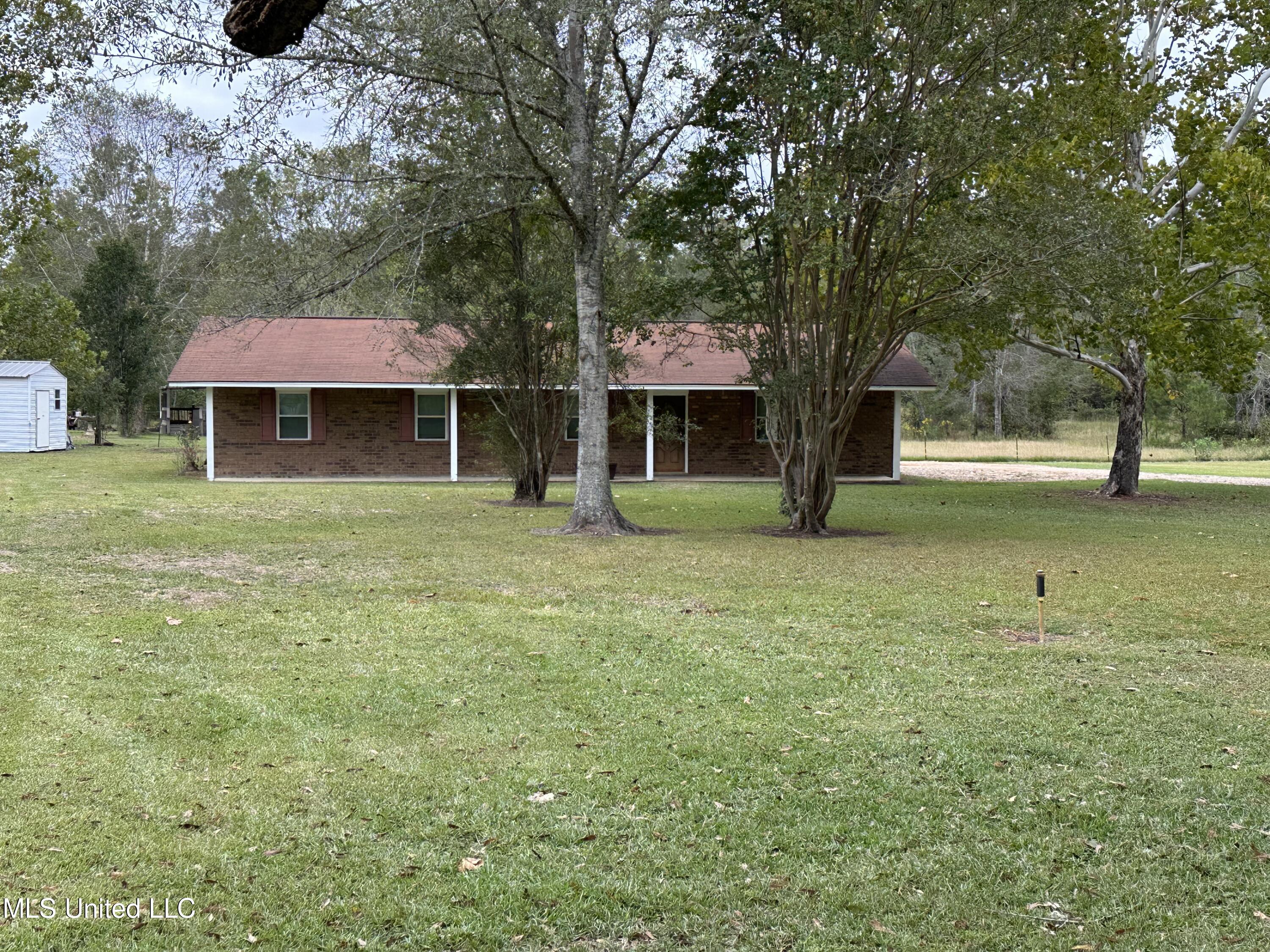 867 Osborn Moody Road Poplarville, MS 39470 - Photo 5 of 27 IMG_7229