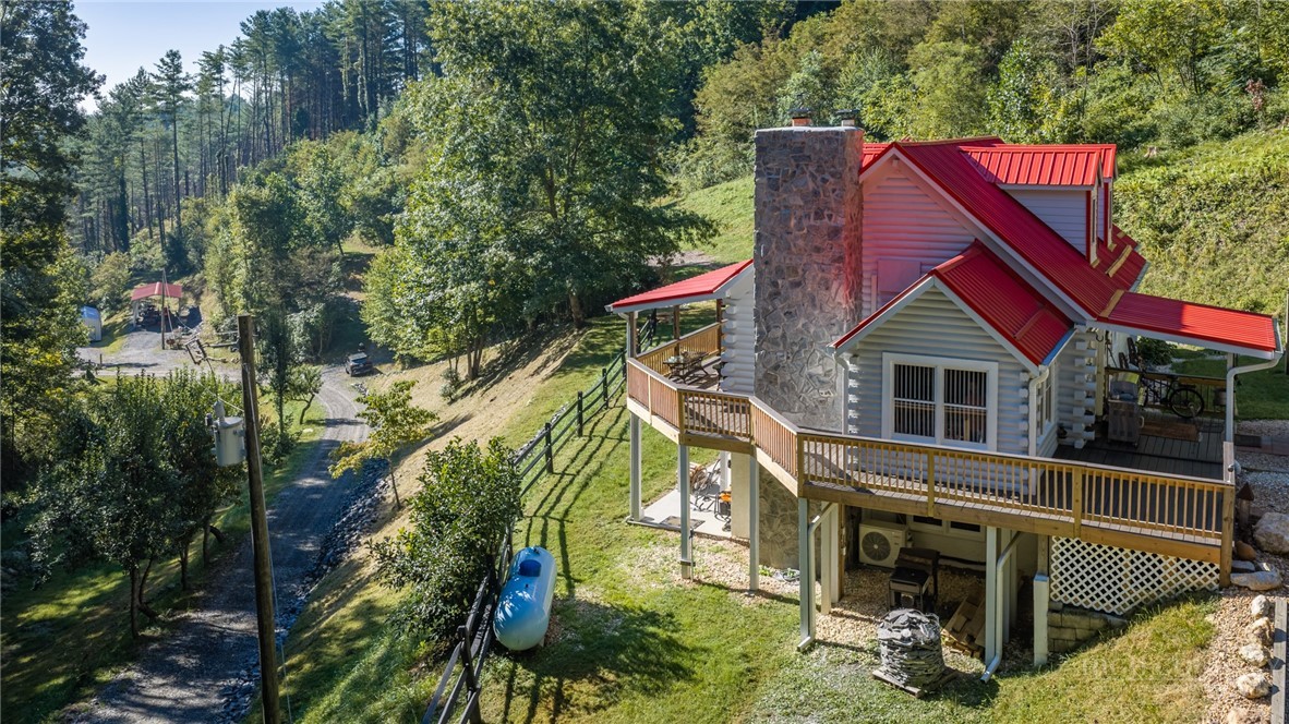 283 Deer Ridge Road Crumpler, NC 28617 - Photo 15 of 23 Gallery Image 15