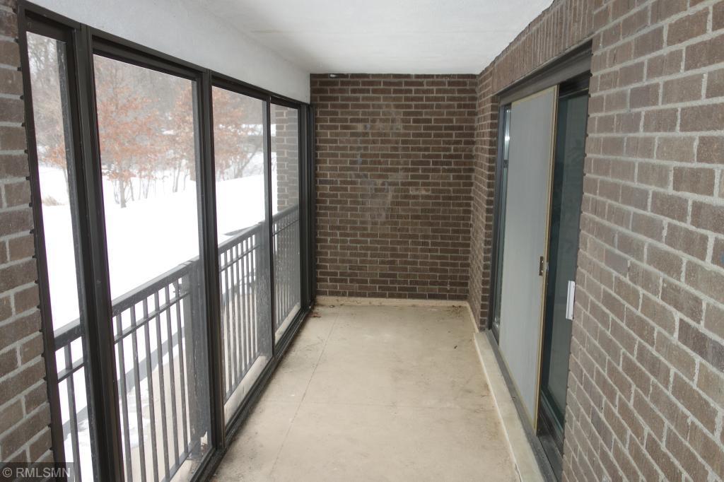 3412 Oak Ridge Road, Unit 104 Minnetonka, MN 55305 - Photo 16 of 25 Gallery Image 16
