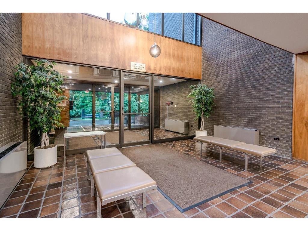 3412 Oak Ridge Road, Unit 104 Minnetonka, MN 55305 - Photo 21 of 25 Gallery Image 21