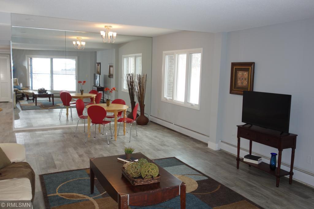3412 Oak Ridge Road, Unit 104 Minnetonka, MN 55305 - Photo 3 of 25 Gallery Image 3