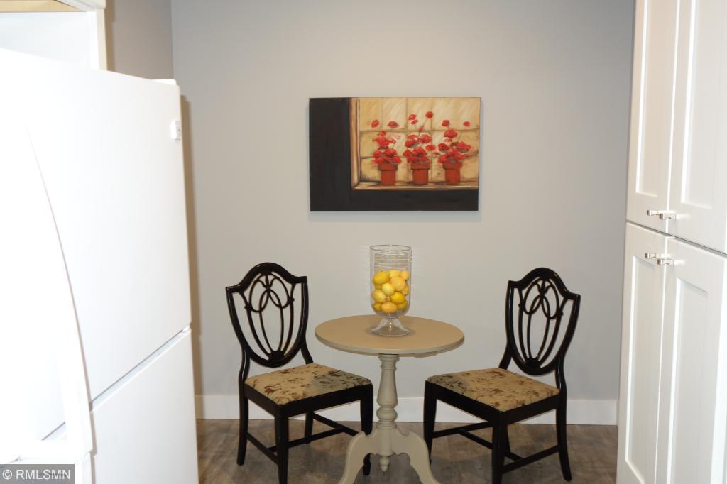 3412 Oak Ridge Road, Unit 104 Minnetonka, MN 55305 - Photo 8 of 25 Gallery Image 8