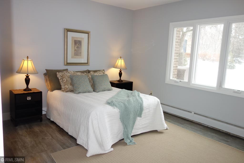 3412 Oak Ridge Road, Unit 104 Minnetonka, MN 55305 - Photo 9 of 25 Gallery Image 9