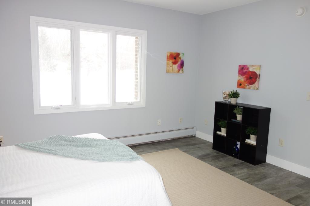 3412 Oak Ridge Road, Unit 104 Minnetonka, MN 55305 - Photo 10 of 25 Gallery Image 10