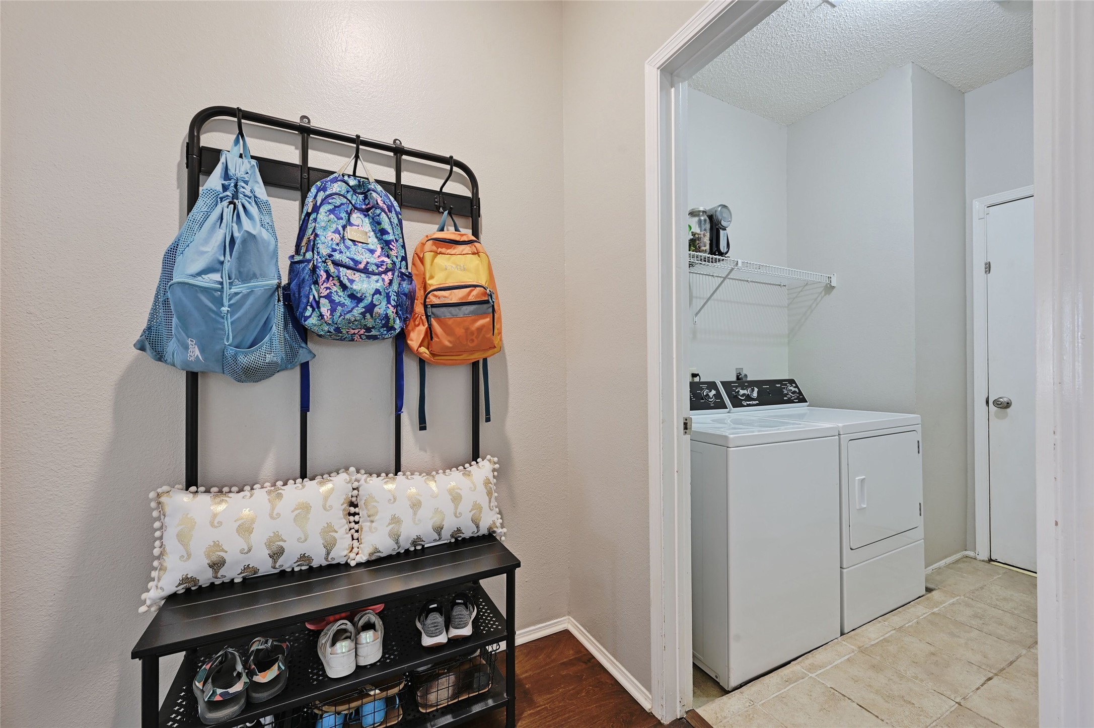 10906 Redgate Lane Austin, TX 78739 - Photo 18 of 25 Laundry room